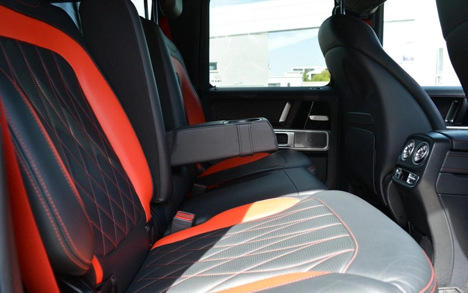 Mercedes-Benz Klasa G cena 749900 przebieg: 96014, rok produkcji 2018 z Poznań małe 667